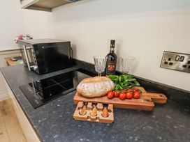 Roe Deer Lodge - North Yorkshire (incl. Whitby) - 1171340 - thumbnail photo 12
