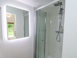 Roe Deer Lodge - North Yorkshire (incl. Whitby) - 1171340 - thumbnail photo 19
