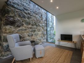 Tithe Barn Lodge - Anglesey - 1171453 - thumbnail photo 7