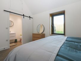 Tithe Barn Lodge - Anglesey - 1171453 - thumbnail photo 17