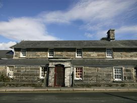 Treetops Flat - North Wales - 1171490 - thumbnail photo 3