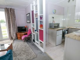 7 The Woodlands - South Wales - 1172023 - thumbnail photo 7