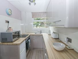 7 The Woodlands - South Wales - 1172023 - thumbnail photo 8