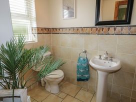 Donagh Cross Town House - County Donegal - 1172166 - thumbnail photo 16