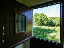 Cae'n Y Coed Barn - North Wales - 1172250 - thumbnail photo 14