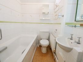 Cae'n Y Coed Cottage - North Wales - 1172251 - thumbnail photo 20