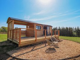 Fir Tree Shepherd's Hut - Mid Wales - 1172480 - thumbnail photo 1