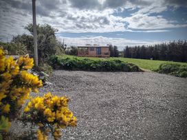 Fir Tree Shepherd's Hut - Mid Wales - 1172480 - thumbnail photo 18