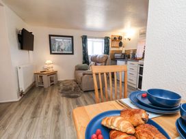 Wayside Farm Cart Cottage - North Yorkshire (incl. Whitby) - 1172540 - thumbnail photo 6
