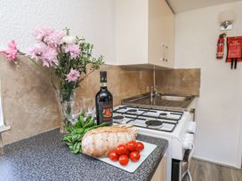 Wayside Farm Cart Cottage - North Yorkshire (incl. Whitby) - 1172540 - thumbnail photo 12