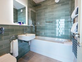Shearwater - Cornwall - 1172818 - thumbnail photo 14