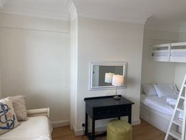 Flat 7 Sand Acres - Dorset - 1172882 - thumbnail photo 16