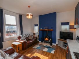 Harbour View - North Yorkshire (incl. Whitby) - 1173033 - thumbnail photo 2