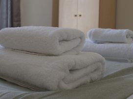 The Newborough - Apartment Five - North Yorkshire (incl. Whitby) - 1173101 - thumbnail photo 2