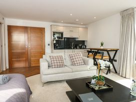 Dafarn Newydd Studio - Anglesey - 1173103 - thumbnail photo 7