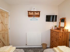 1 Rumsby Cottages - Suffolk & Essex - 1173319 - thumbnail photo 25