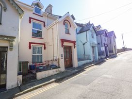 Captain’s Quarters - North Wales - 1173342 - thumbnail photo 14