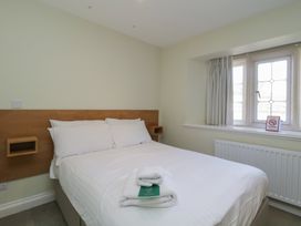 The Treetop Nook at Harcombe House - Devon - 1173358 - thumbnail photo 5