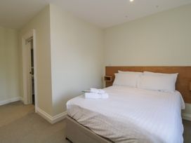 The Treetop Nook at Harcombe House - Devon - 1173358 - thumbnail photo 8