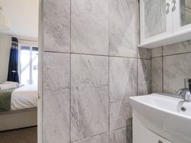 23 Valley Lodge - Cornwall - 1173437 - thumbnail photo 19