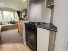 Caravan - Anglesey - 1173447 - thumbnail photo 6