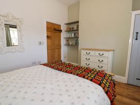 1 Bryn Ysgol - North Wales - 1173459 - thumbnail photo 17