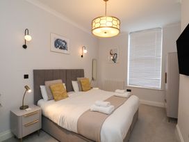 The Salisbury Apartment 301 - North Yorkshire (incl. Whitby) - 1173657 - thumbnail photo 10