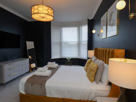 The Salisbury Apartment 301 - North Yorkshire (incl. Whitby) - 1173657 - thumbnail photo 18