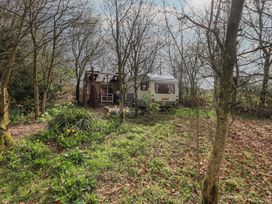 Bramble The Retro Caravan - Lake District - 1173683 - thumbnail photo 10