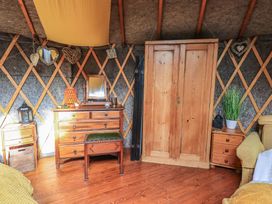 Willow Yurt - Lake District - 1173684 - thumbnail photo 10