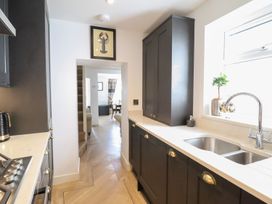 3 Rosemary Lane - North Wales - 1173715 - thumbnail photo 10