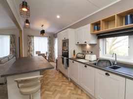 16 Manleigh Park - Devon - 1174031 - thumbnail photo 10