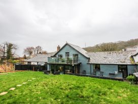 A house with a garden and balcony at Pen Glorian in Conwy