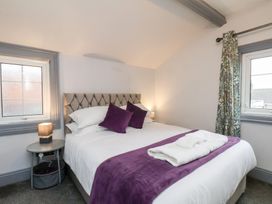 Kingfisher House - North Yorkshire (incl. Whitby) - 1174094 - thumbnail photo 29