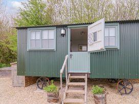 Oak Shepherd Hut - Dorset - 1174124 - thumbnail photo 23