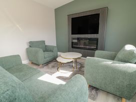 Number 2 Villa - The View - County Donegal - 1174209 - thumbnail photo 4