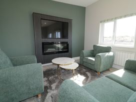 Number 2 Villa - The View - County Donegal - 1174209 - thumbnail photo 5