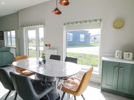 Number 3 Villa - The View - County Donegal - 1174210 - thumbnail photo 8