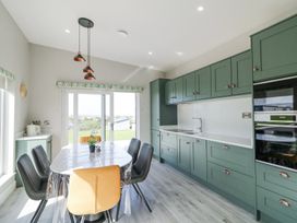 Number 3 Villa - The View - County Donegal - 1174210 - thumbnail photo 9