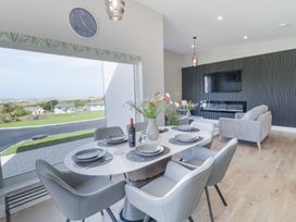 Number 6 Villa - The View - County Donegal - 1174212 - thumbnail photo 4