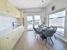 Number 6 Villa - The View - County Donegal - 1174212 - thumbnail photo 6