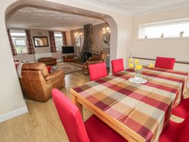 Llain Delyn - Anglesey - 1174294 - thumbnail photo 7