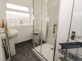 Llain Delyn - Anglesey - 1174294 - thumbnail photo 13