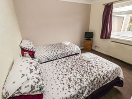 Llain Delyn - Anglesey - 1174294 - thumbnail photo 15
