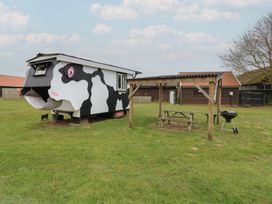Betsy (Cow Shed 2) - Suffolk & Essex - 1174325 - thumbnail photo 12