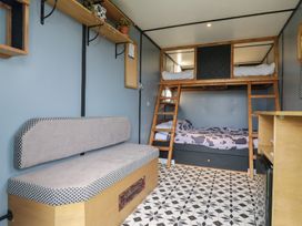Dozy Dotty (Cow Shed 4) - Suffolk & Essex - 1174329 - thumbnail photo 8