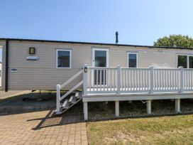 13 Sunset Terrace Rockley Park - Dorset - 1174365 - thumbnail photo 1