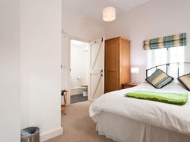 Great Hartbarrow Farm Cottage - Lake District - 1174549 - thumbnail photo 17