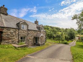 Ty Glan Yr Afon - North Wales - 1174568 - thumbnail photo 3