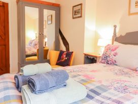Ty Glan Yr Afon - North Wales - 1174568 - thumbnail photo 18